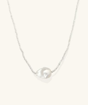 Clara Pearl Necklace
