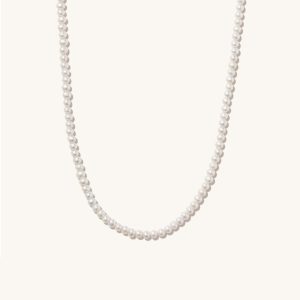 Essential Pearl Necklace